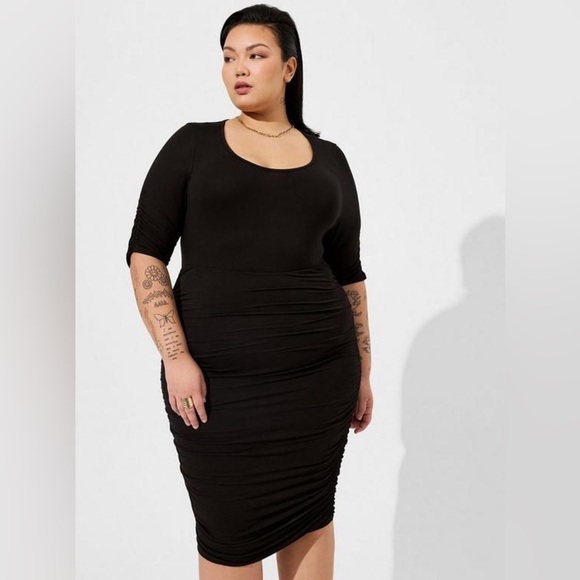 torrid Dresses & Skirts - Torrid Super Soft Rouched Bodycon Dress